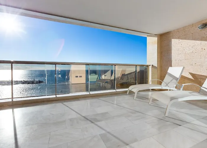 아파트 1st Line Mascarat - Solarium Terrace & Pool