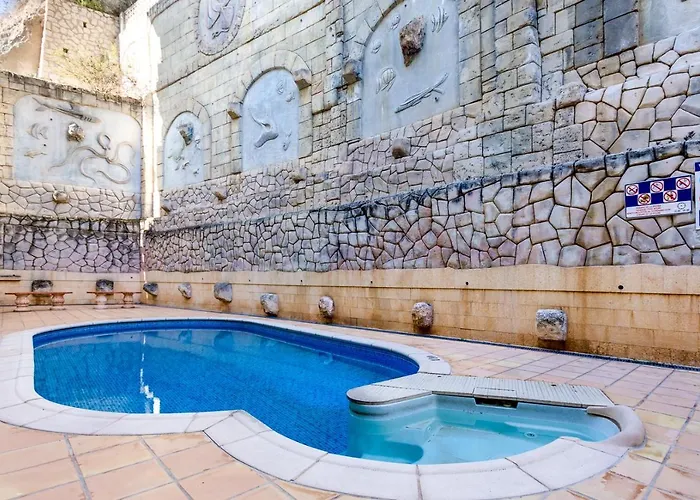 아파트 1st Line Mascarat - Solarium Terrace & Pool 알테아