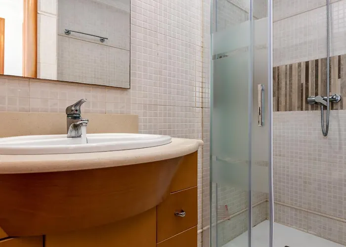 아파트 1st Line Mascarat - Solarium Terrace & Pool 알테아