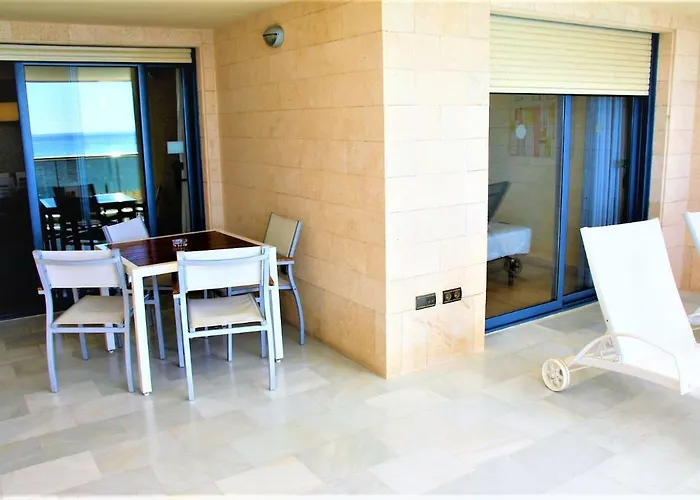 1st Line Mascarat - Solarium Terrace & Pool 아파트 *