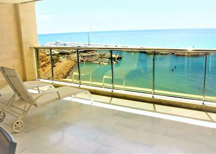 1st Line Mascarat - Solarium Terrace & Pool 아파트 *